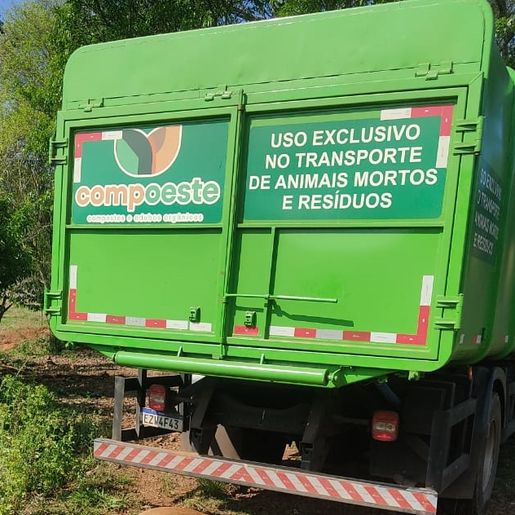 Monitoramento da Cidasc aprova trabalho de recolha de carcaças da empresa Compoeste