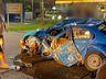 Colisão grave em poste deixa motorista ferido na Willy Barth