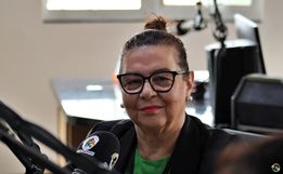 Secretária diz que município tem gestão democrática para diretor de escola