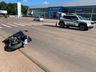 Motociclista é socorrido em estado grave após sofrer queda na Willy Barth