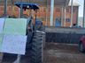 Produtores rurais realizam manifesto com carreata na cidade de São João do Oeste