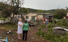 Secretário de Estado da Defesa Civil fala sobre temporal que atinge SC 