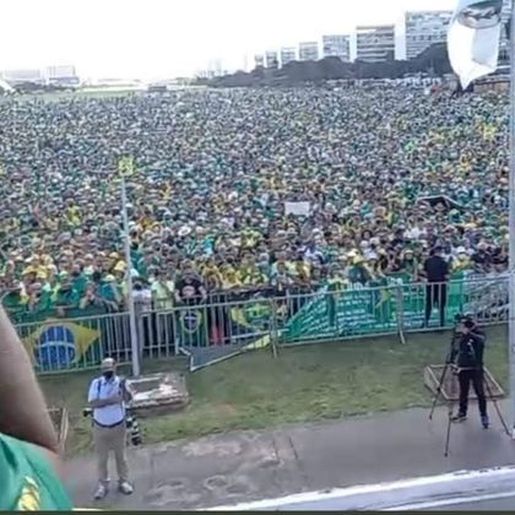 Brasil tem dia de manifestações em apoio ao governo do presidente Jair Bolsonaro