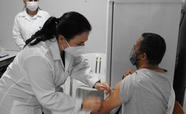 SMOeste vai vacinar pessoas com 32 anos nesta quarta-feira