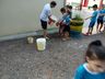 Escola de Itapiranga utiliza água dos climatizadores para trabalho com crianças  