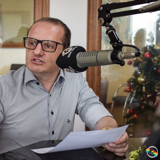 OUÇA: Pesquisa confirma tendência de crescimento de audiência do rádio no público jovem