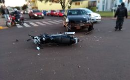 Homem fica ferido em acidente com moto em São Miguel do Oeste