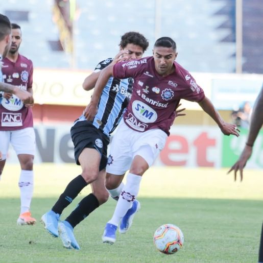 VÍDEO: Grêmio perde e deixa escapar título do primeiro turno do Gauchão