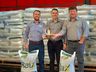 Raíx Sementes conquista 1º lugar no troféu “O Guarani” como indústria de médio porte 