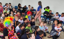 Alunos participam de campanha da Saúde de orientação sobre vacinação 
