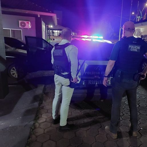 Mulher grávida e funcionária são agredidas por companheiros em Pinhalzinho