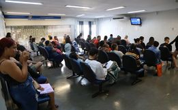 Fila para benefícios do INSS atinge 2,6 milhões em agosto, mais que o dobro do ano passado
