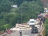 Tombamento de caminhão bloqueia BR-282 em Nova Erechim
