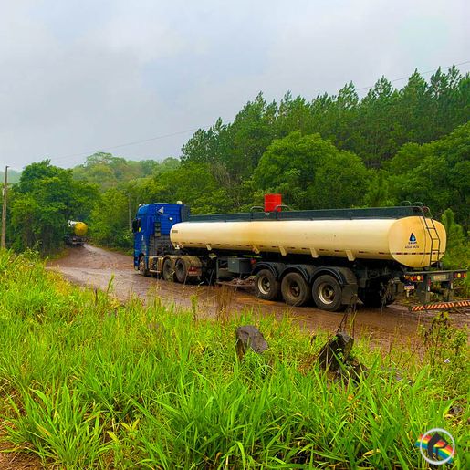 Casan transporta diariamente mais de 700 mil litros de água bruta