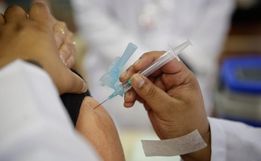 Estudo descarta 3ª dose da vacinação contra Covid-19 em massa agora
