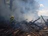 Incêndio destrói galpão usado para depósito de equipamentos em Cunha Porã  