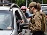 Polícia Militar realiza panfletagem em alusão a campanha “Eles por Elas”