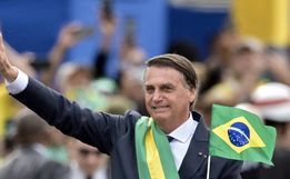 Em discurso no 7 de Setembro, Bolsonaro elogia Auxílio Brasil e queda no preço da gasolina