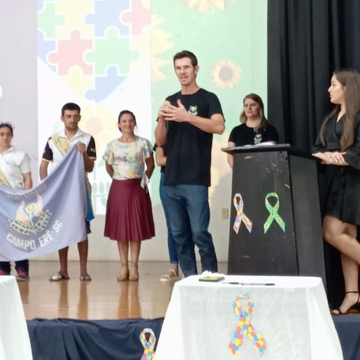 APAE de Campo Erê faz entrega de cordões para pessoas com deficiência