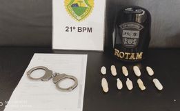  Após denúncia, homem é preso transportando 90 gramas de cocaína no estômago