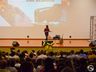 Mais de 800 pessoas prestigiam palestra com cantor e empresário Sorocaba 