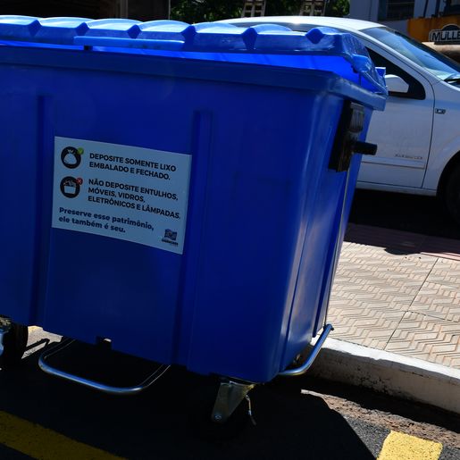 Administração Municipal implanta containers e novas lixeiras