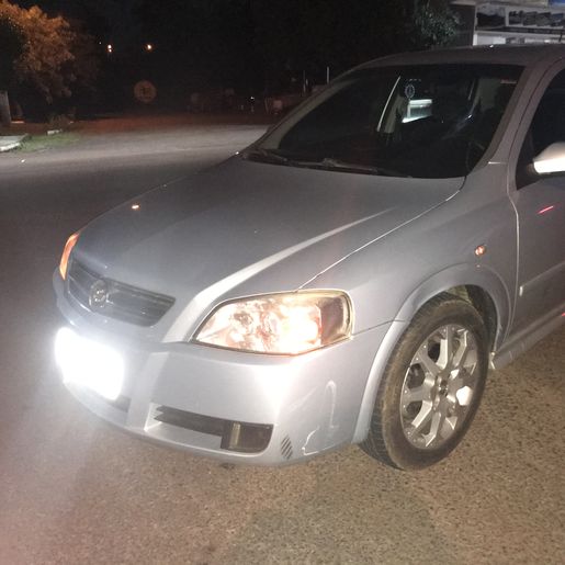 SMO: Após colidir em carro, jovem foge do local do acidente 