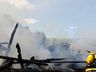 Vídeo: Incêndio destrói galpão e implementos e mata bovino no interior de Tunápolis