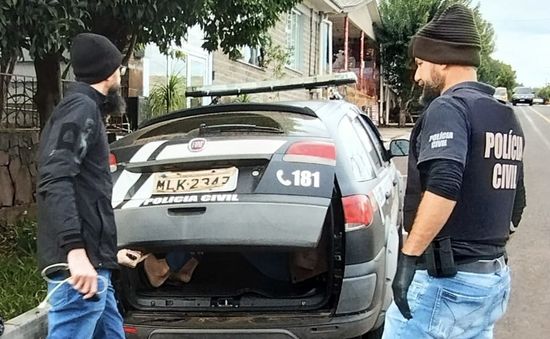 Homem é preso por extorsão, estupro e roubo contra idosa em Descanso