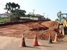 Rua Primeiro de Maio começa receber pavimentação em Campo Erê