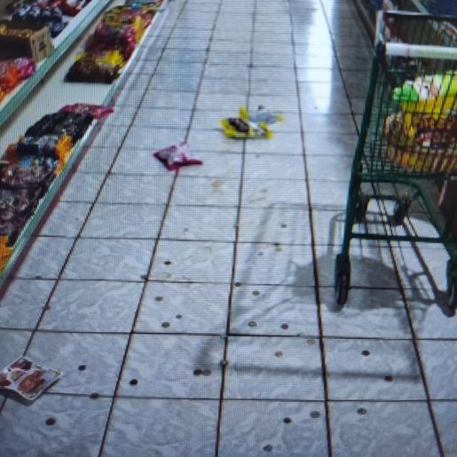 Ladrões arrombam mercado e furtam produtos durante a madrugada em Campo Erê