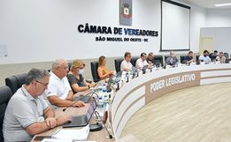 Projeto aprovado na Câmara altera legislação sobre poda de árvores