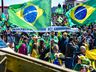 Imagens: Manifestantes pedem intervenção Federal em frente ao 14ºRCMec