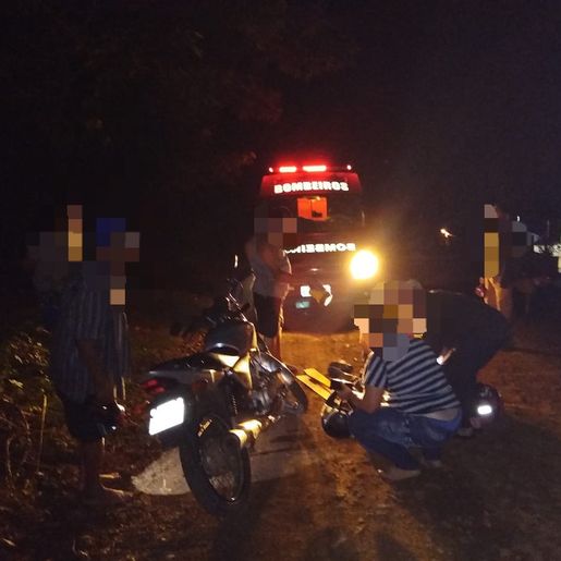 Homem sofre ferimentos em queda de motocicleta no interior