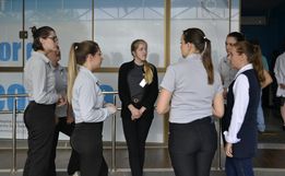 Estudante alemã faz intercâmbio no Hospital Regional de São Miguel do Oeste