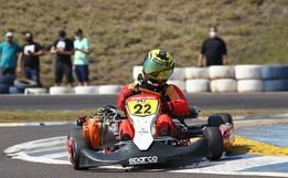 Cedrense fatura pódio no campeonato metropolitano de Kart no Paraná