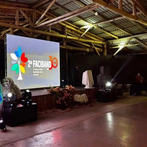 Com show de Felipe & Falcão, Faciband abre nesta sexta-feira em Bandeirante