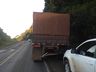 Colisão traseira deixa motorista ferido na BR-163