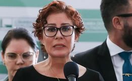 Moraes determina perda imediata do mandato de Carla Zambelli