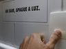 Senado aprova projeto que devolve valores pagos a mais na conta de luz