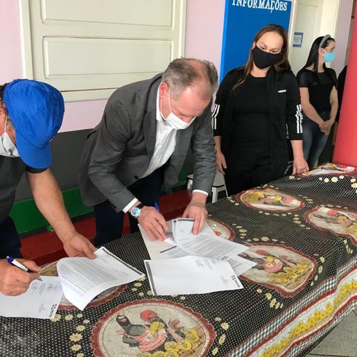 Assinado contrato para ampliação da creche do Santa Rita