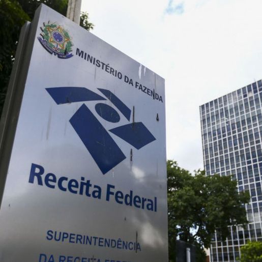 Bazar com produtos doados pela Receita Federal arrecada R$ 30 mil em SMOeste
