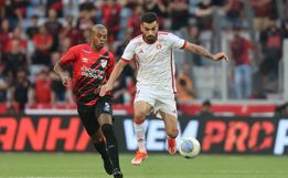 Inter coleciona finalizações, mas é superado pelo Athletico-PR fora de casa 