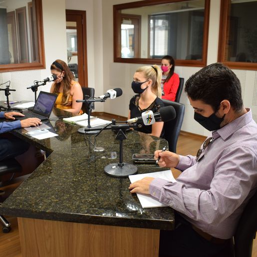 OUÇA: Educação em meio a pandemia da Covid-19 é tema do Peperi Debates