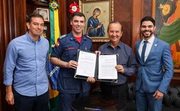 Governador sanciona Lei de Organização Básica do Corpo de Bombeiros de SC