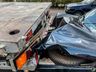 Mulher colide com carro em traseira de caminhão na Willy Barth