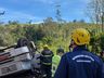 Tombamento de caminhão deixa condutor ferido na BR-282 entre SMOeste e Maravilha 