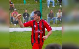 Ex-jogador do Guarani apresenta melhoras mas segue na UTI