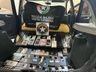 Polícia apreende R$ 250 mil em eletrônicos escondidos dentro de carro no Oeste