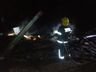 Casa fica completamente destruída em incêndio